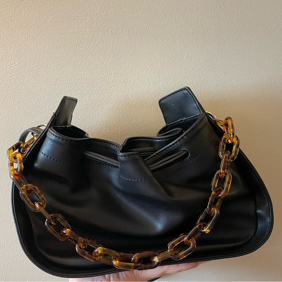 Black Leather Shoulder Bag with Chain Detail - Picture 5 of 5